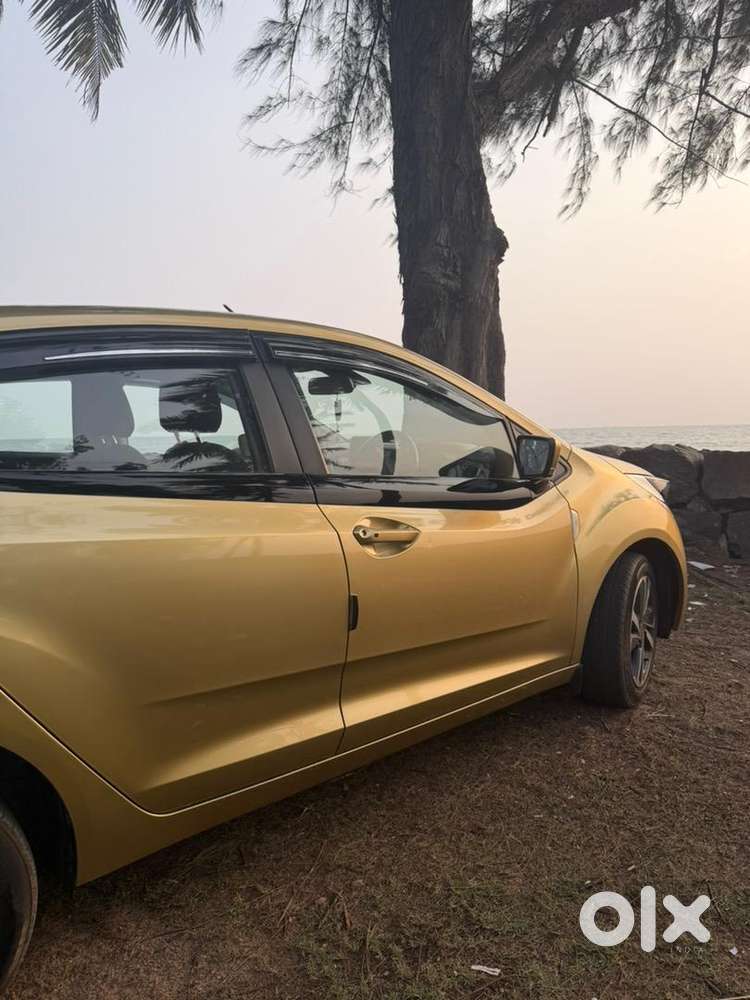 Tata Altroz 2022 Petrol Well Maintained