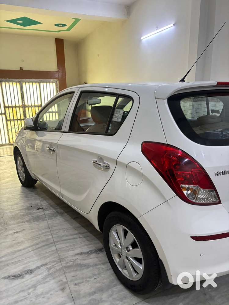 Hyundai I20 Petrol Manual 2014