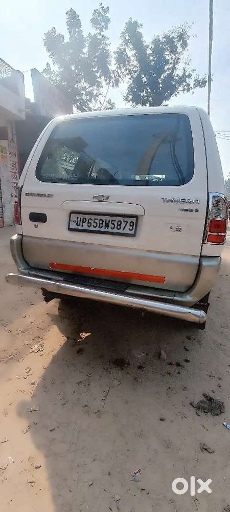 Chevrolet Tavera 2015