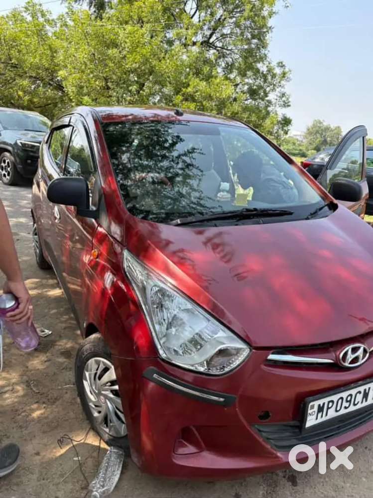 Hyundai Eon 2013 Petrol 750000 Km Driven