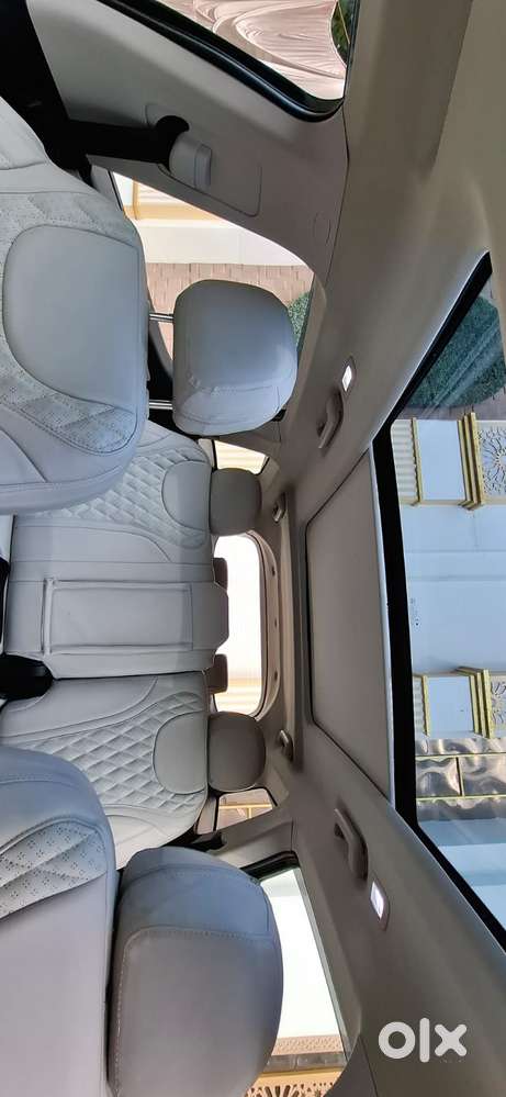 Mahindra Xuv700 2.2 Ax 7 Diesel At Str, 2025, Diesel
