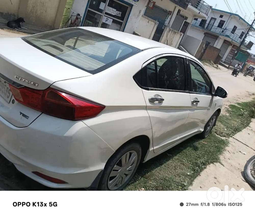Honda City 1.5 V 2014