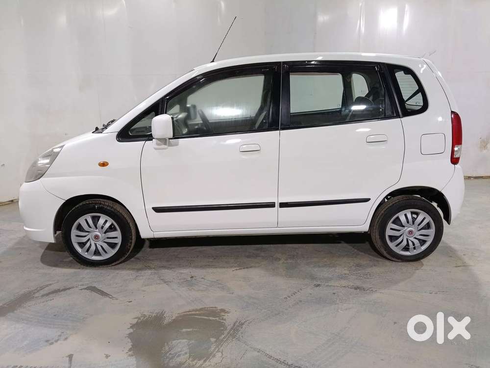 Maruti Suzuki Estilo Vxi Bs-iv, 2013, Petrol