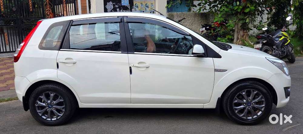 Ford Figo Duratec Titanium 1.2, 2015, Petrol