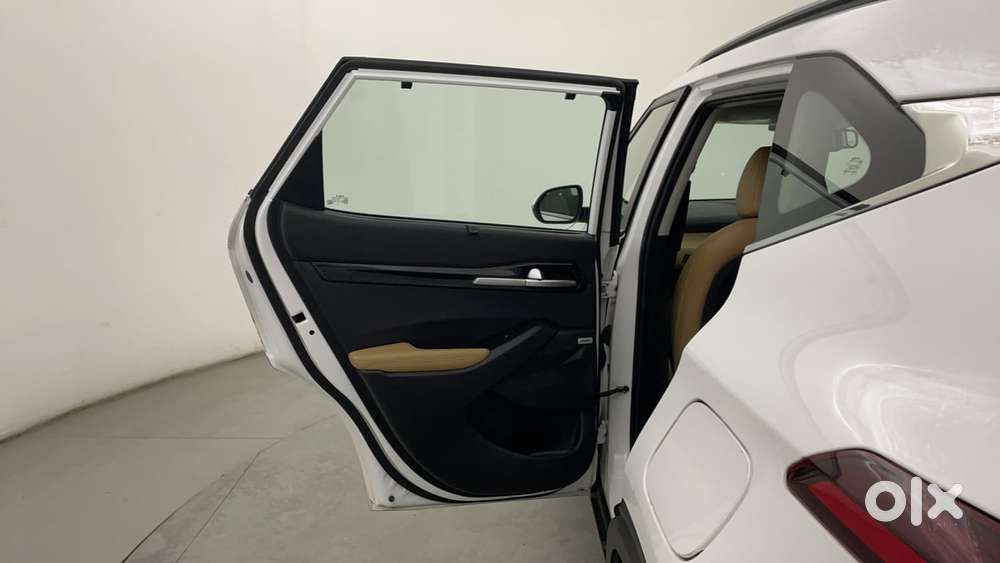 Kia Seltos 1.5 Htx+ Petrol At, 2023, Petrol