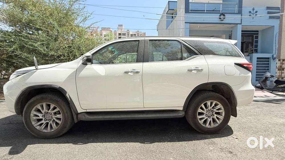Toyota Fortuner 2021 Diesel Well Maintained
