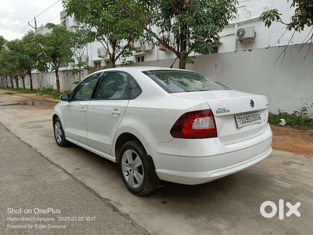 Skoda Rapid 1.6 Ambition Plus Tdi At, 2017, Diesel