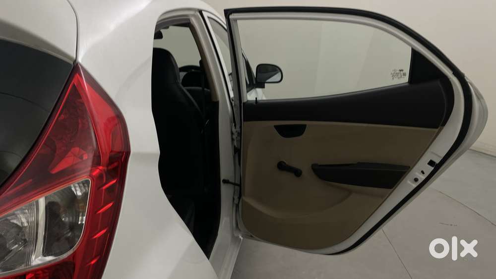 Hyundai Eon Magna +, 2015, Petrol