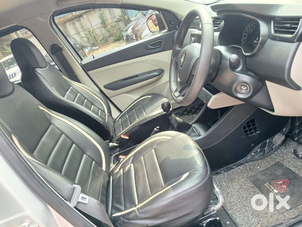 Renault Triber Rxl, 2023, Petrol