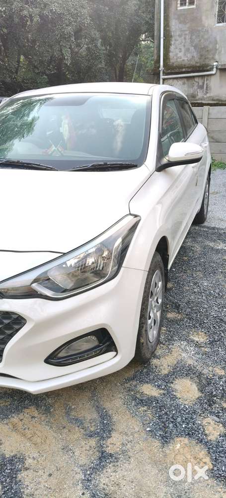 Hyundai I20 Sportz 1.2 Bs-iv, 2019, Petrol