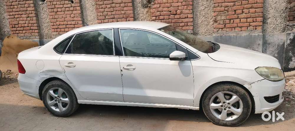 Skoda Rapid 2016 Cng & Hybrids Good Condition Minimum Work Required