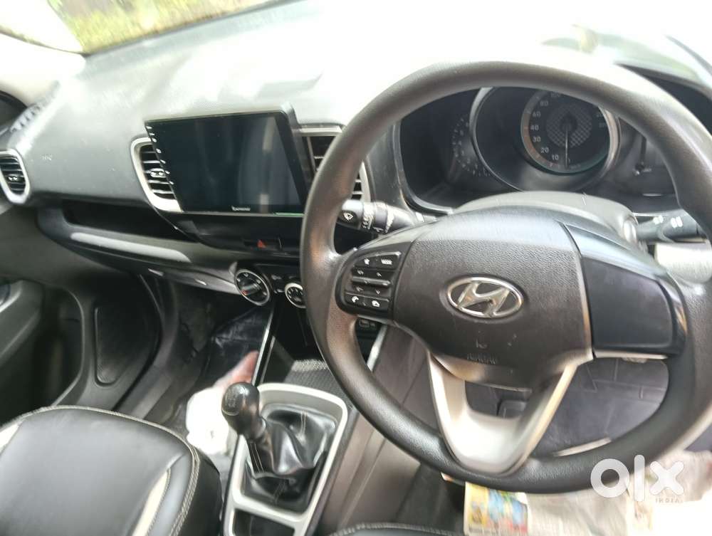 Hyundai Venue 1.4 Crdi S, 2022, Petrol