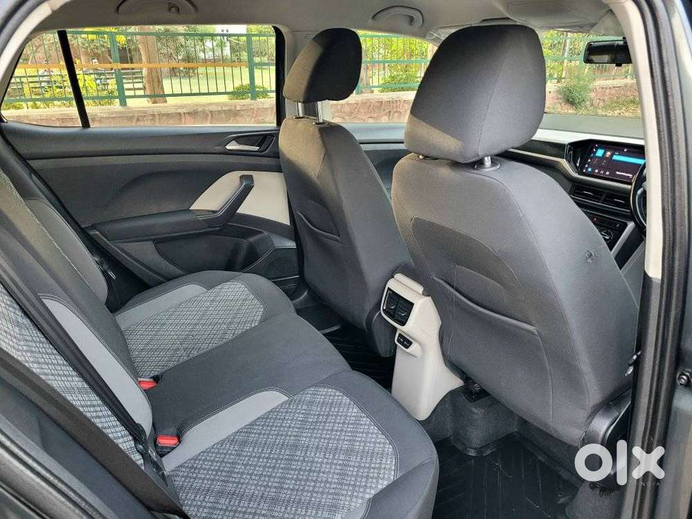 Volkswagen Taigun 1.0 Tsi Highline At, 2022, Petrol