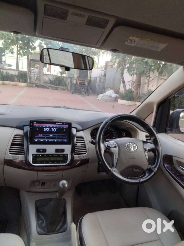 Toyota Innova 2.5 V 7 Str, 2012, Diesel