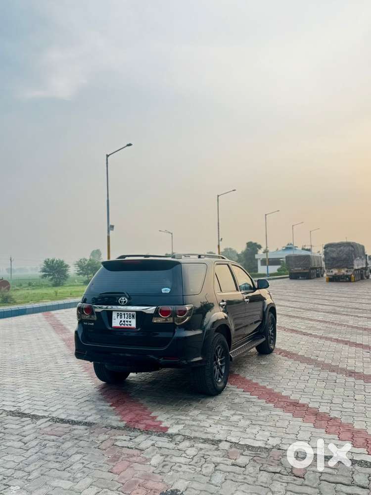 2015 Toyota Fortuner 4x2 Manual