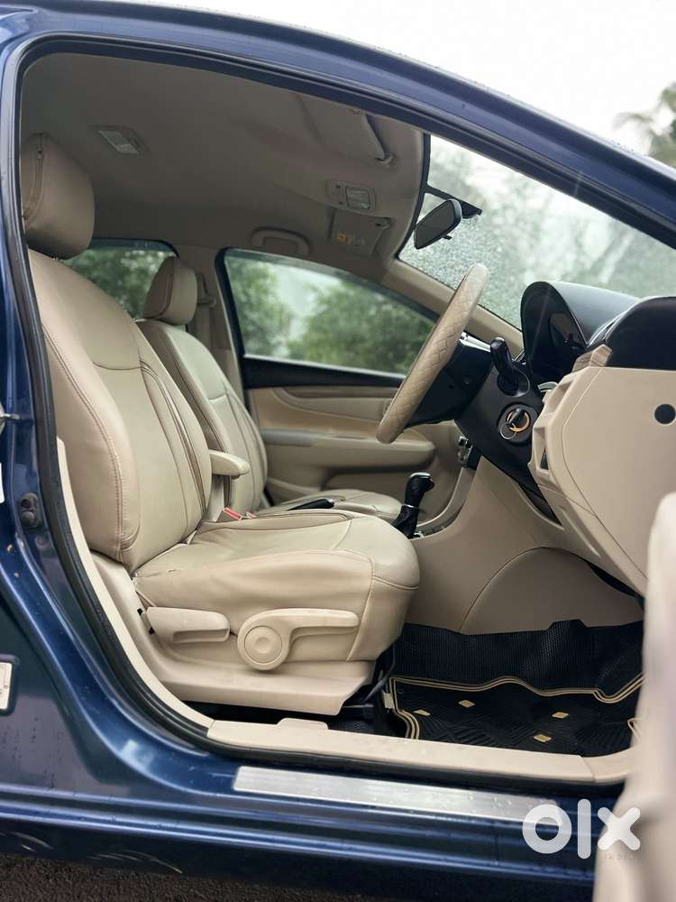 Maruti Suzuki Ciaz 1.5 Alpha Shvs Amt, 2019, Petrol