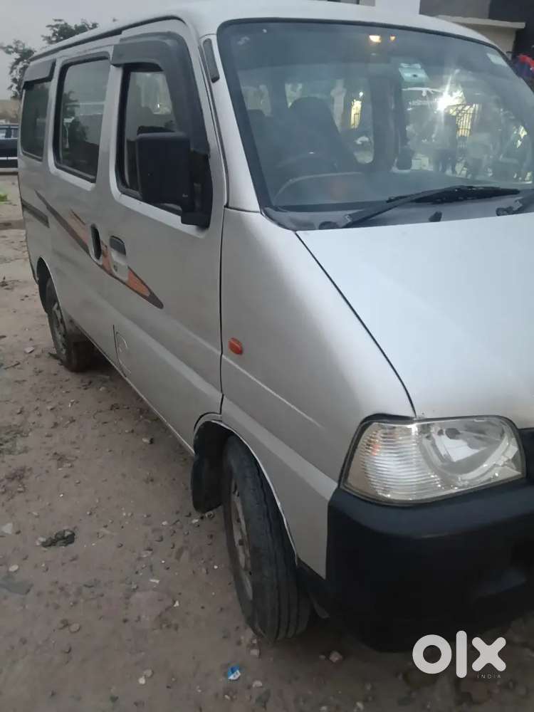 Maruti Suzuki Eeco 2017