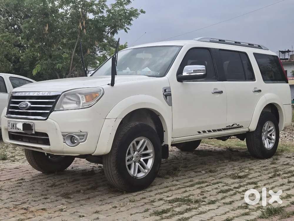 Ford Endeavour 2013 Diesel 105000 Km Driven