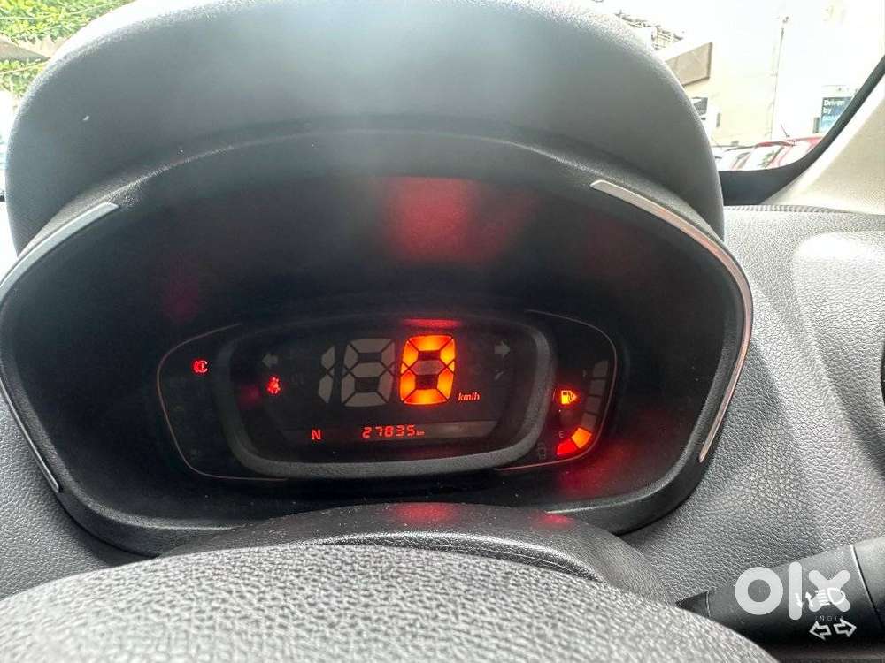 Renault Kwid 1.0 Rxt Amt Opt, 2019, Petrol