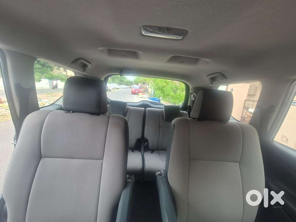 Toyota Innova Crysta 2.4 G Mt, 2016, Diesel