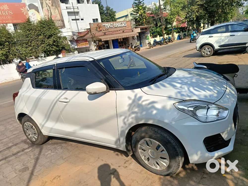 Maruti Suzuki Swift 2018 Petrol Manual 1st Owner