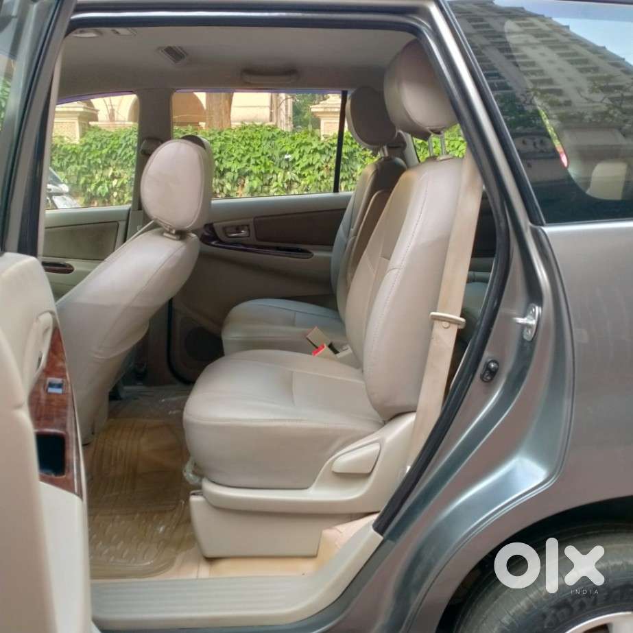 Toyota Innova 2.5 Vx 7 Seater Bs Iv, 2013, Diesel