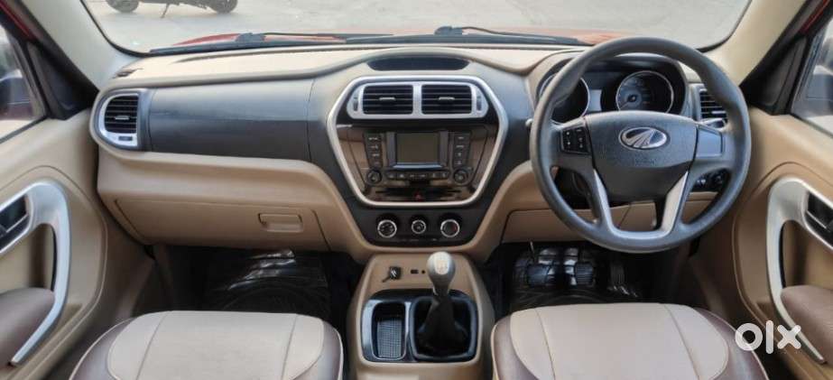 Mahindra Tuv 300 Mhawk100 T8 Dual Tone, 2017, Diesel