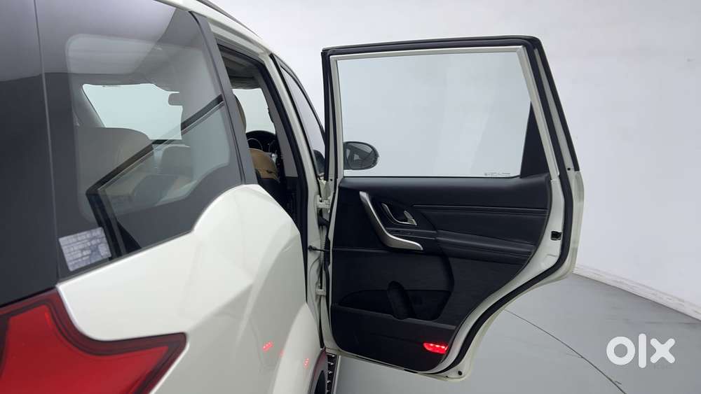 Mahindra Xuv500 W11 At, 2021, Diesel