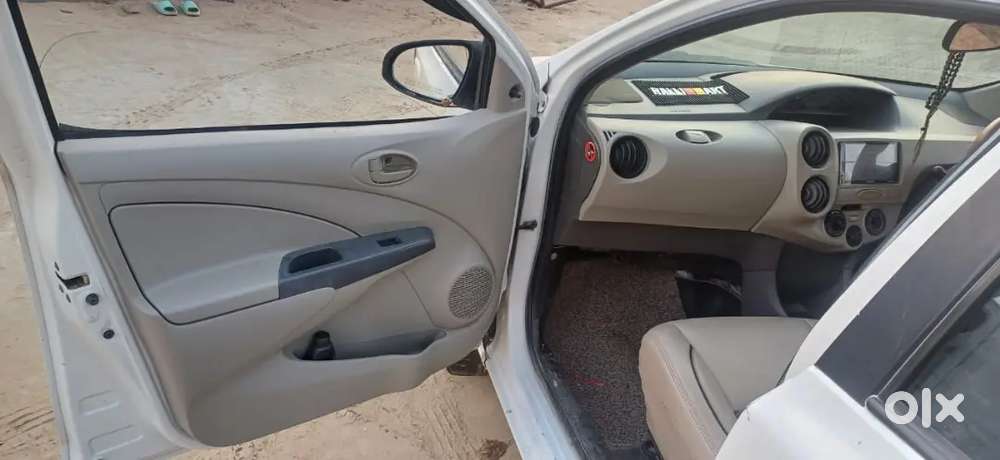 Toyota Etios 2017 Diesel 177000 Km Driven
