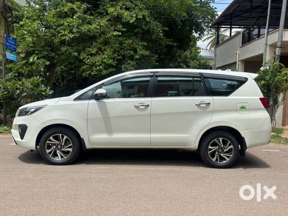 Toyota Innova Crysta 2.4 V 7 Str, 2021, Diesel
