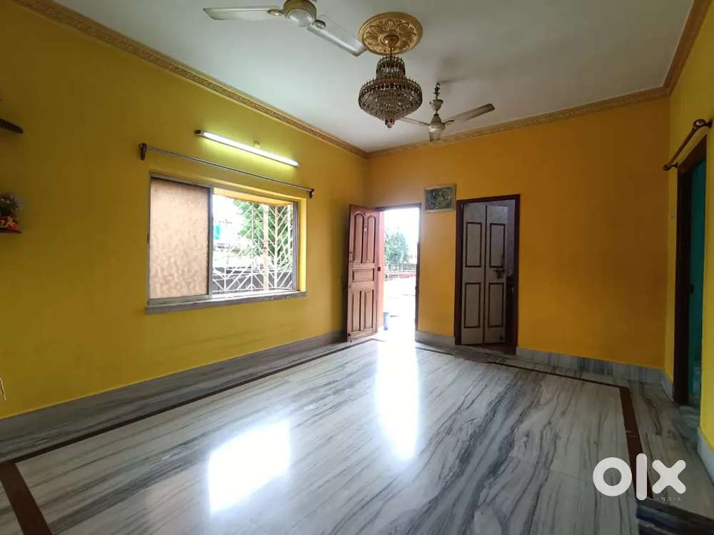 BHK UNFURNISHED FLAT RENT IN TOLLYGUNJ METRO NEAR HARIDEVPUR
