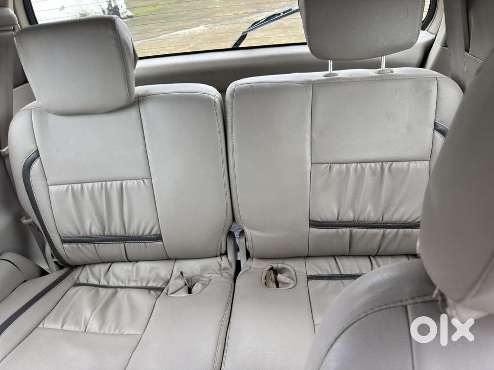 Toyota Innova 2.5 V 7 Str, 2011, Diesel