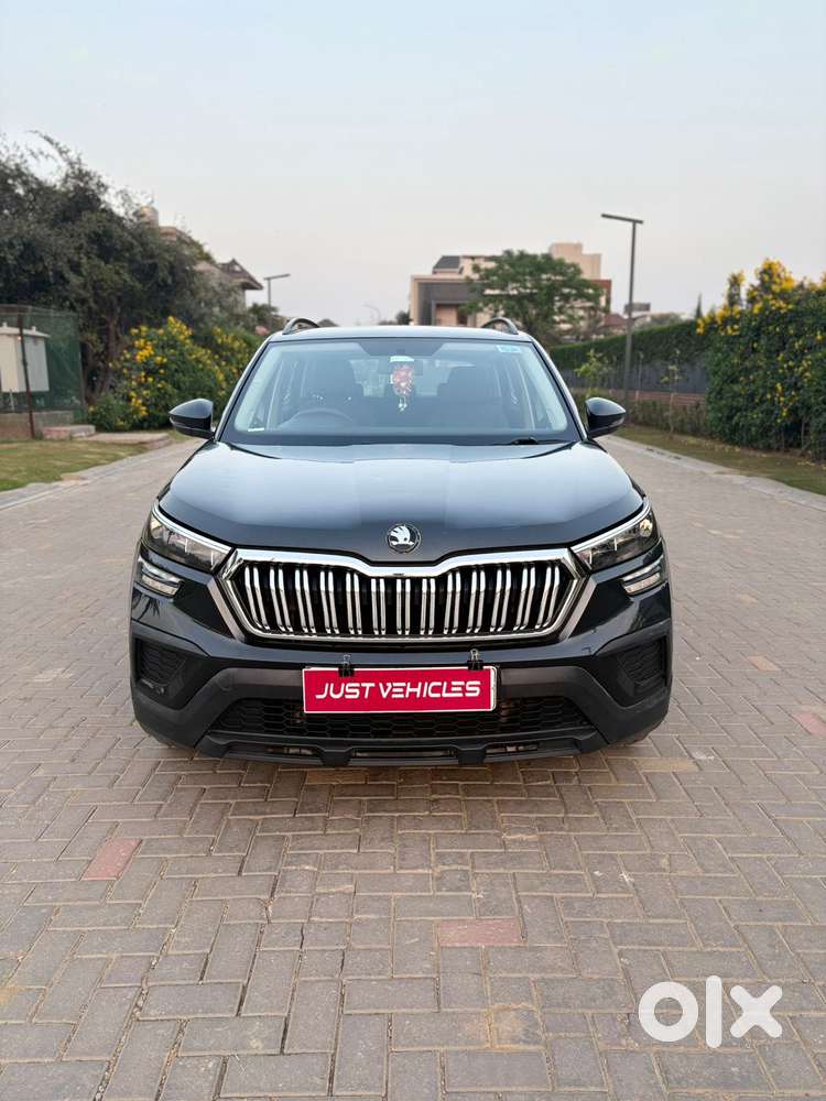 Skoda Kushaq 1.0 Tsi Active, 2022, Petrol