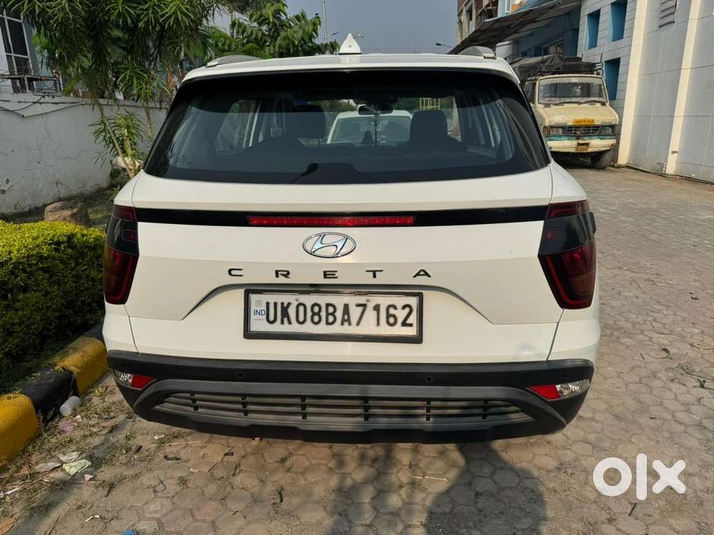 Hyundai Petrol Manual 2022