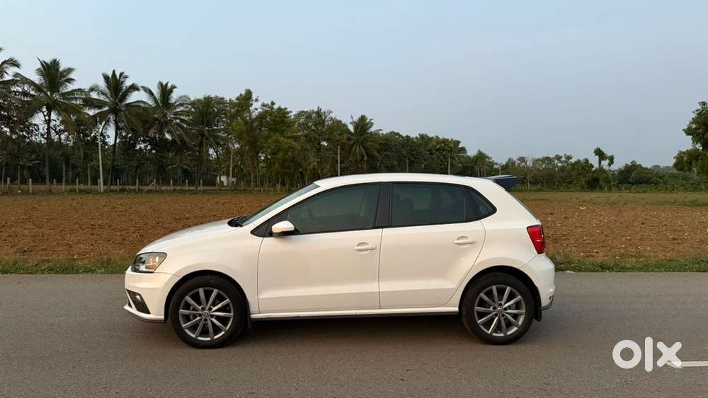 Volkswagen Polo Petrol 2021