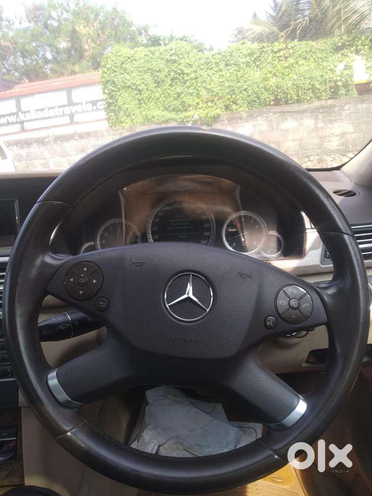 Mercedes-benz E-class E 200 Cgi Elegance, 2011, Petrol