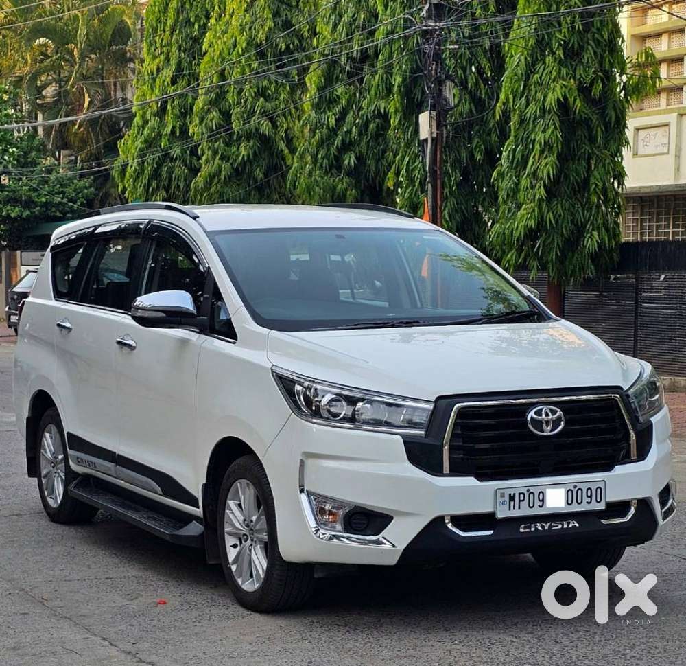 Toyota Innova Crysta 2.8z Automatic, 2016, Diesel
