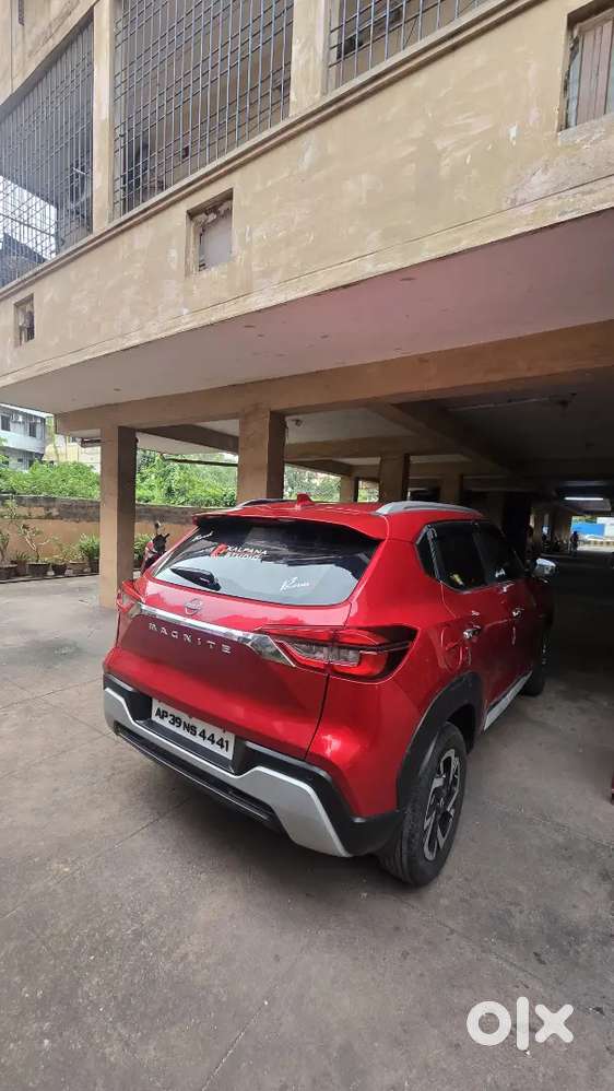 Step Into A Well-maintained Vehicle With The Nissan Magnite Xv