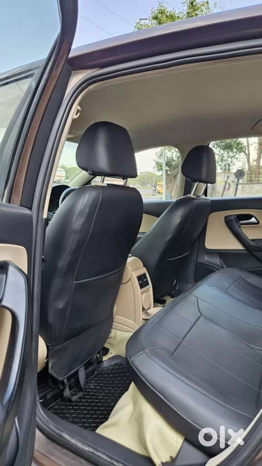 Volkswagen Ameo 1.5 Tdi Highline At 16 Alloy, 2019, Diesel