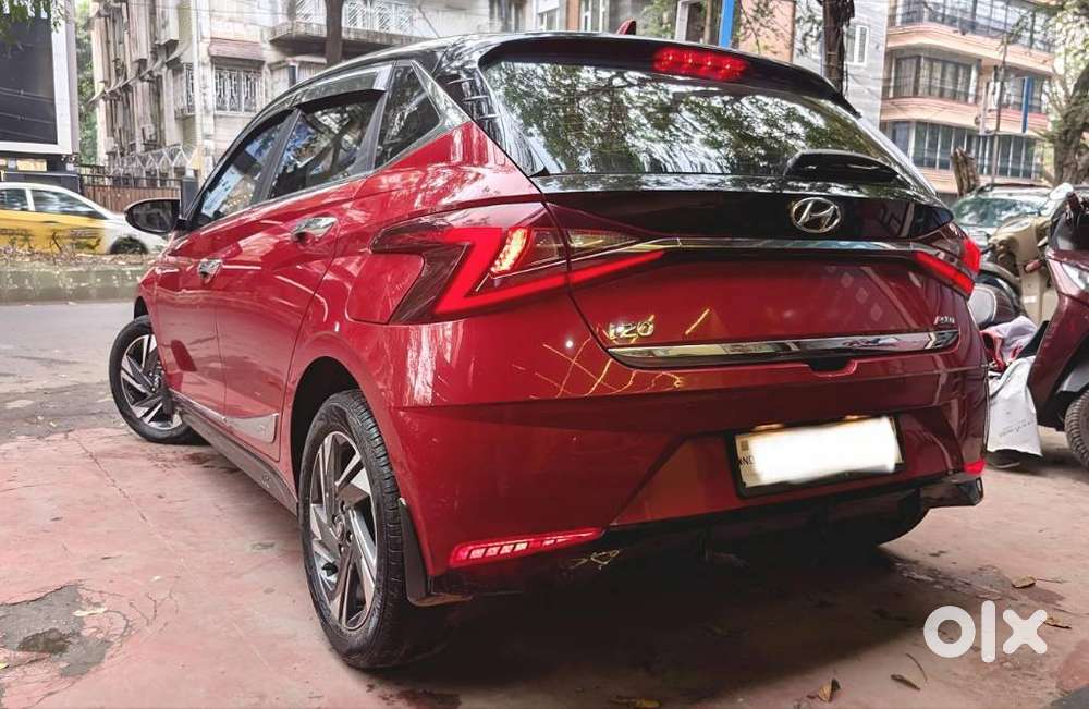 Hyundai I20 Asta (o) 1.2 Mt Dual Tone, 2023, Petrol