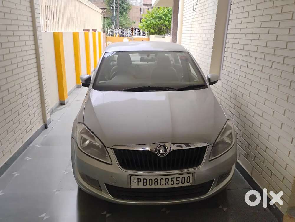 Skoda Rapid 2014 Diesel 130000 Km Driven