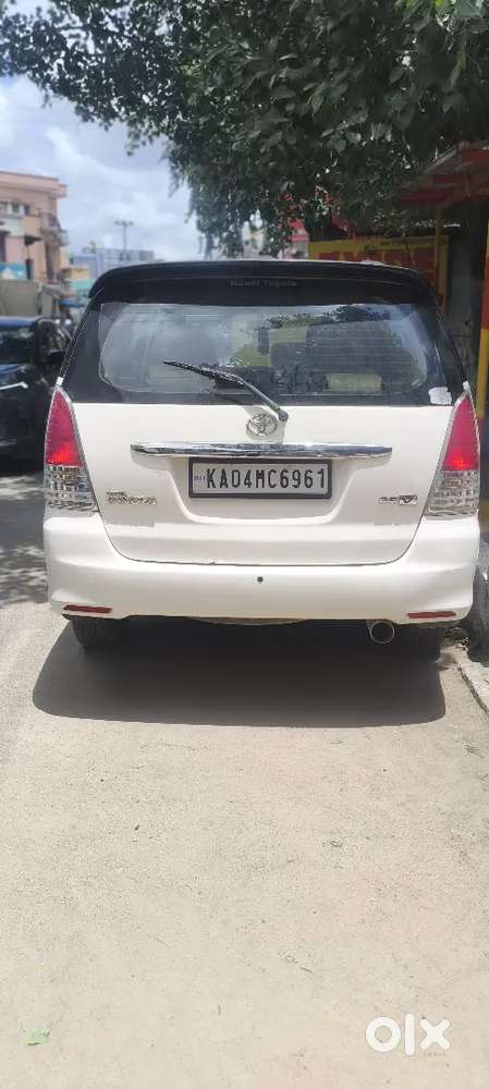 Toyota Innova V Diesel 2006