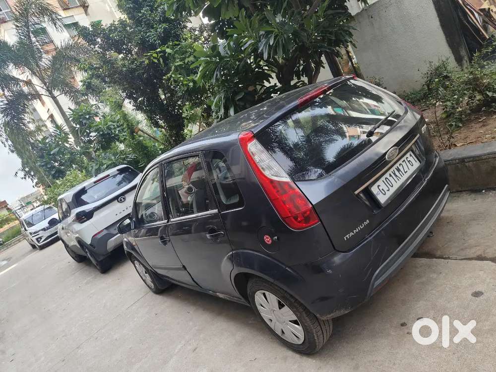 Ford Figo 1.2 Petrol 2011