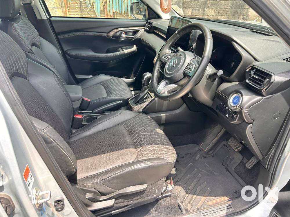 Maruti Suzuki Grand Vitara 1.5 Alpha Plus Intelligent Hybrid Ecvt, 2..