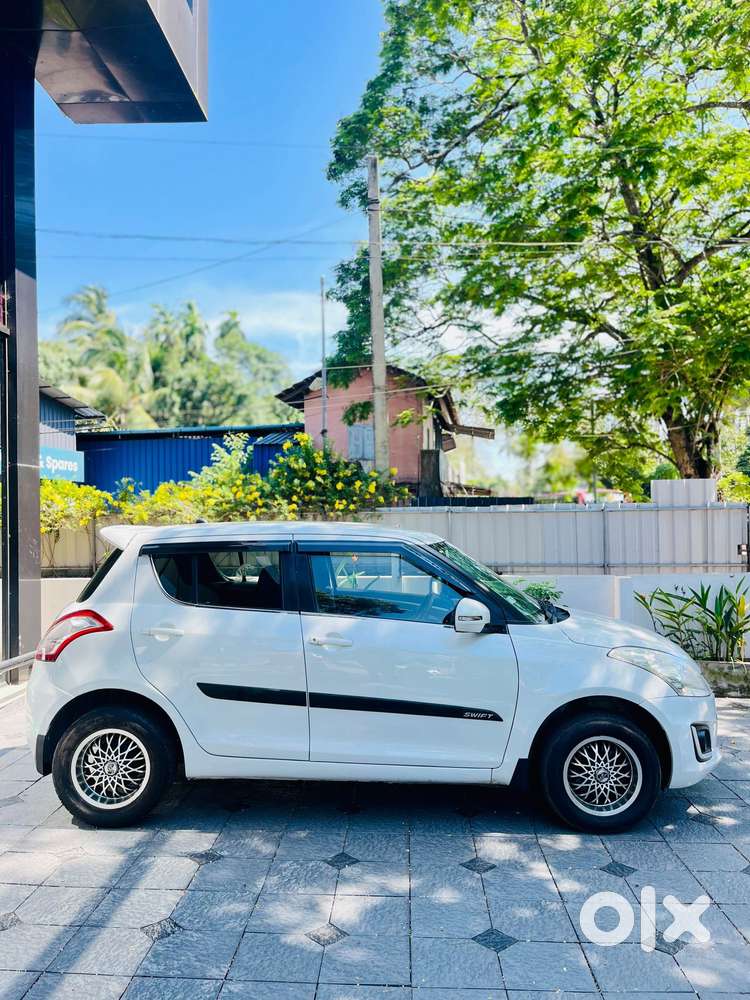 Maruti Suzuki Swift Vxi, 2013, Petrol