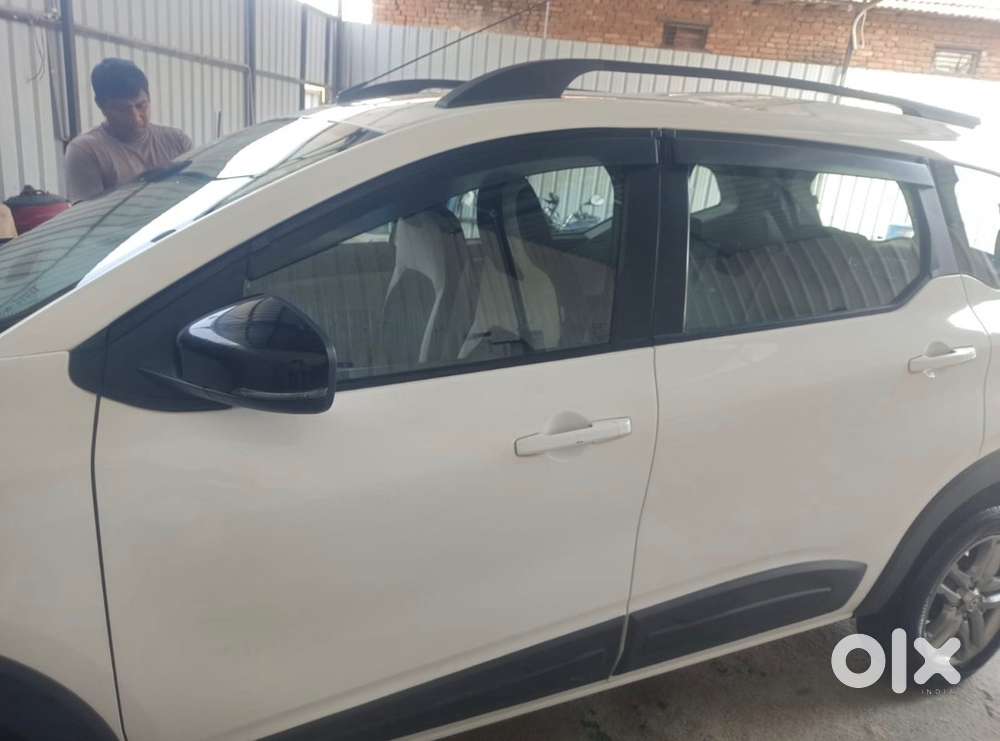 Renault Triber 2022 Petrol 76000 Km Driven
