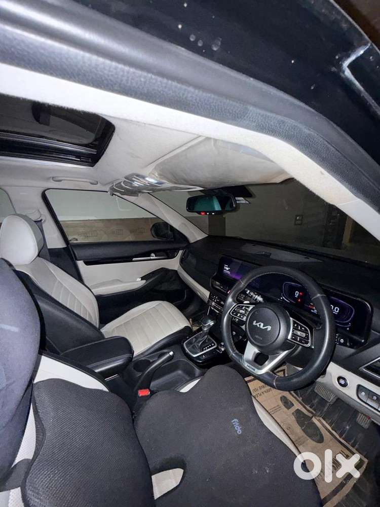 With 2.5 Years Of Extended Warranty By Kia