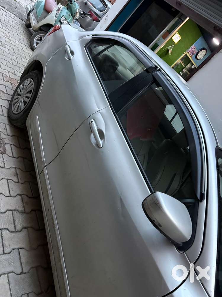 Maruti Suzuki Dzire 2017