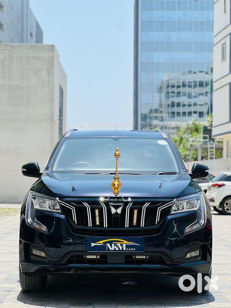 Mahindra Xuv700 Mx Petrol Mt 5 Str (e), 2022, Petrol