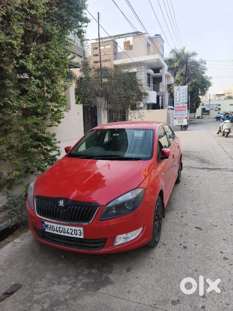 Skoda Rapid 2015 Diesel 97000 Km Driven Automatic 7gear
